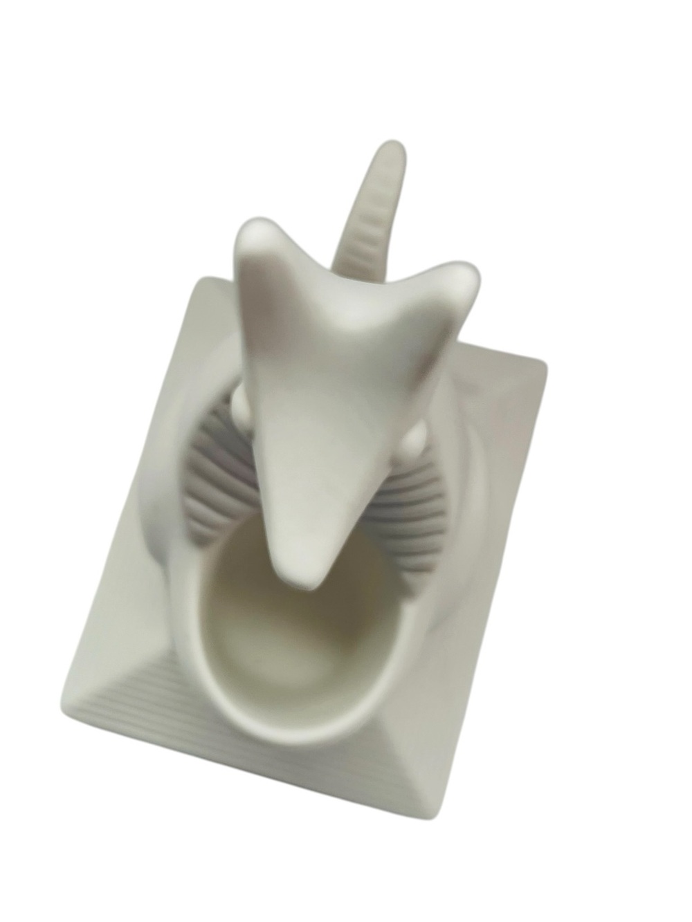 Jonathan Adler White Porcelain Kangaroo Animal Match Strike Holder - Picture 4 of 5